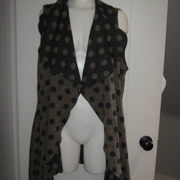 Cute Polka Dot Waterfall Sweater Vest - Picture 1 of 3